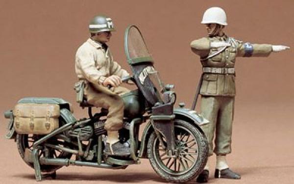 1:35 WWII U.S.Military Police Set