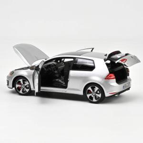 VW Golf GTI 2013 - reflex silver