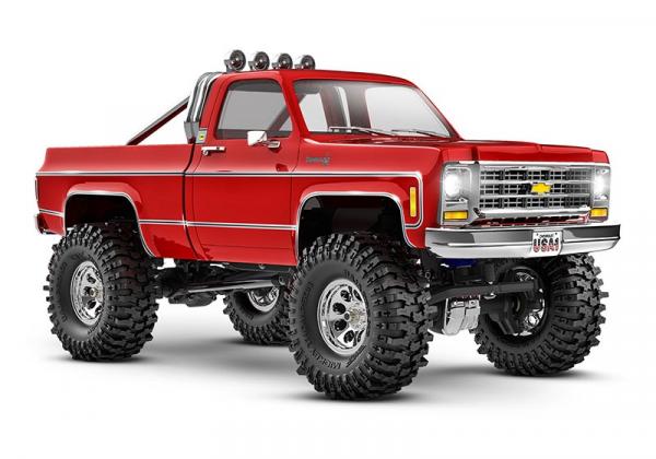 TRAXXAS TRX-4M CHEVY K10 4X4 LIFTED ROT 1/18 CRAWLER RTR BRUSHED, MIT AKKU UND USB LADEGERÄT